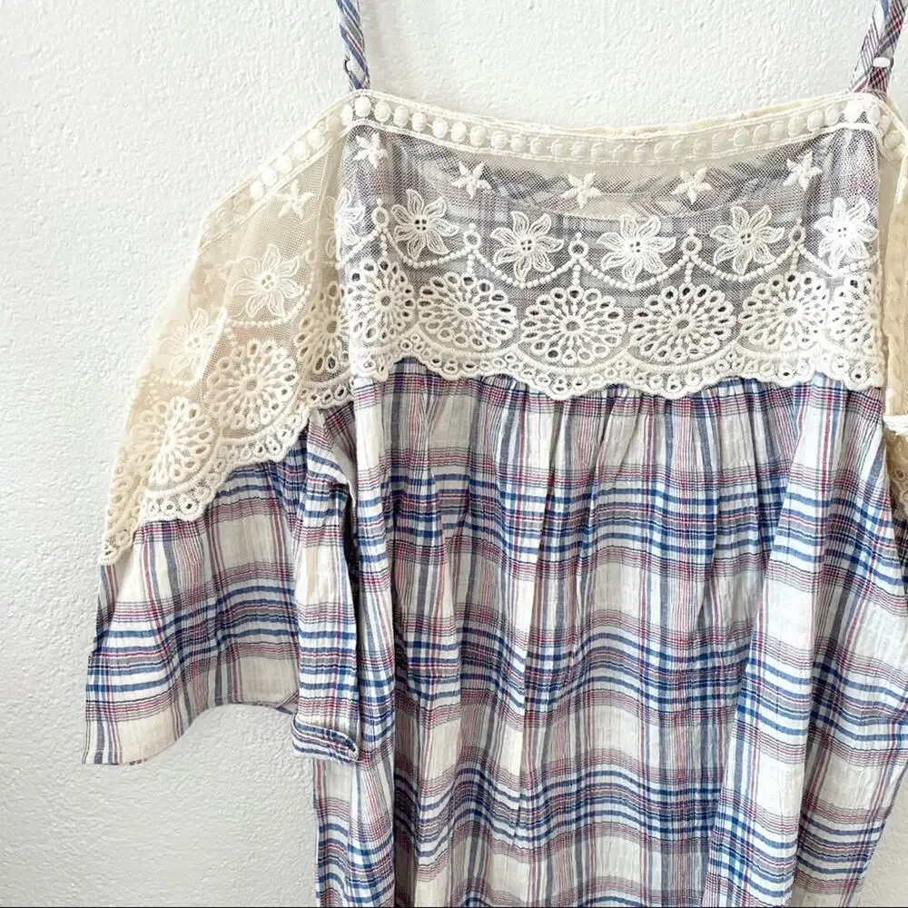 Soieblu cold shoulder